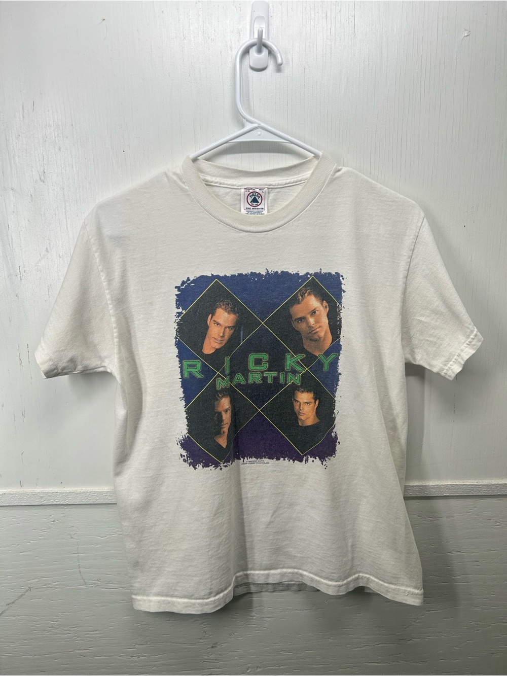 Vintage White Graphic Band T-Shirt - Ricky Martín Design